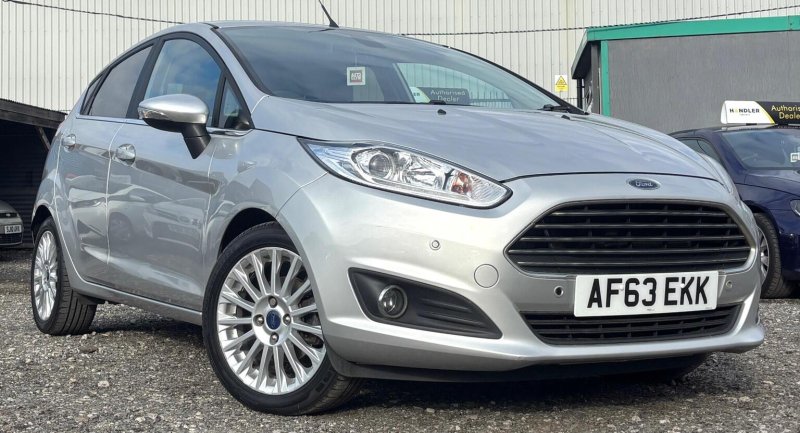FORD FIESTA 1.0T EcoBoost Titanium Euro 5 (s/s) 5dr
